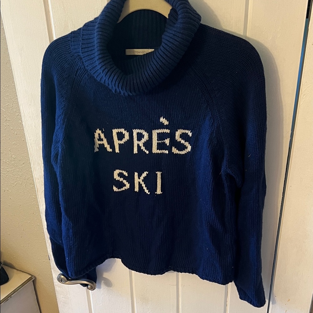 TOWNSEN Après Ski Cowl Neck Sweater - Navy Blue